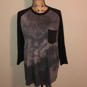 3/$20 Men’s 3/4 sleeve shirt